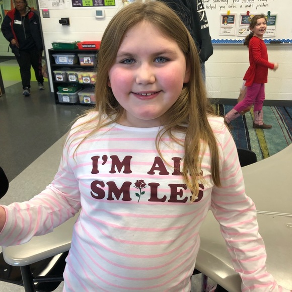 Meet your Posher, Nichole - Picture 4 of 8